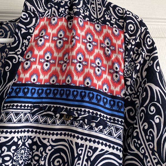 Long quarter length sleeve v-neck dress - Picture 4 of 4